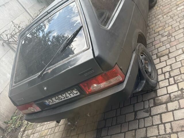 Черный ВАЗ 2108, объемом двигателя 1.3 л и пробегом 300 тыс. км за 500 $, фото 3 на Automoto.ua