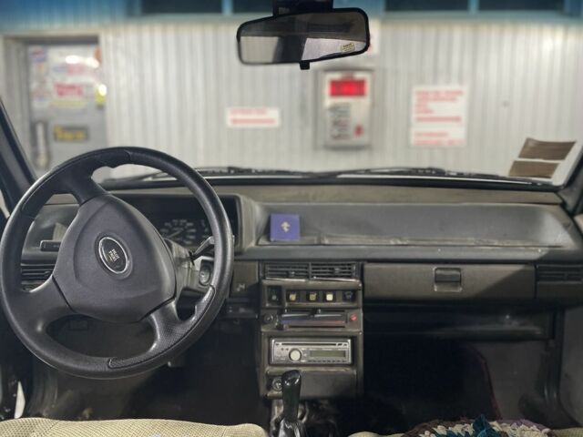 Черный ВАЗ 2108, объемом двигателя 1.3 л и пробегом 193 тыс. км за 1000 $, фото 4 на Automoto.ua