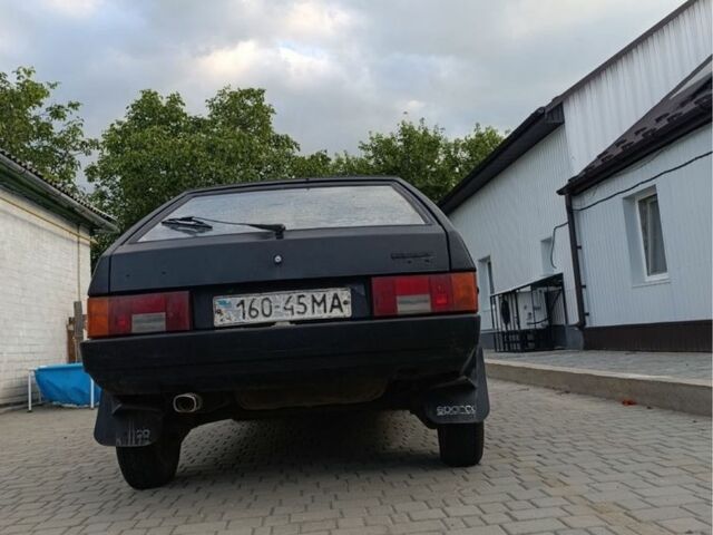 Черный ВАЗ 2108, объемом двигателя 1.6 л и пробегом 200 тыс. км за 716 $, фото 3 на Automoto.ua