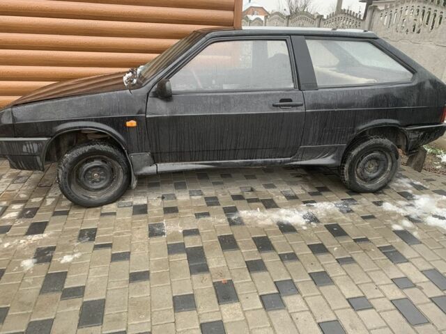 Черный ВАЗ 2108, объемом двигателя 1.5 л и пробегом 300 тыс. км за 473 $, фото 3 на Automoto.ua