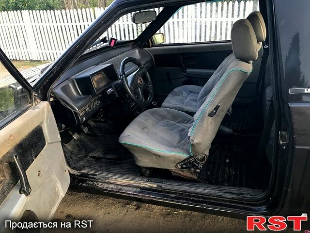 Черный ВАЗ 2108, объемом двигателя 1.5 л и пробегом 120 тыс. км за 700 $, фото 3 на Automoto.ua