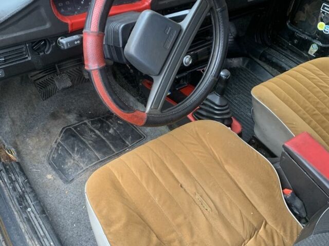 Черный ВАЗ 2108, объемом двигателя 1.5 л и пробегом 300 тыс. км за 473 $, фото 6 на Automoto.ua