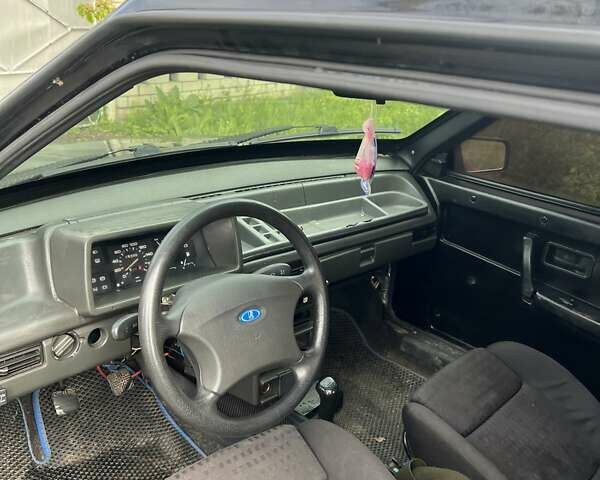 Черный ВАЗ 2108, объемом двигателя 1.6 л и пробегом 190 тыс. км за 950 $, фото 5 на Automoto.ua