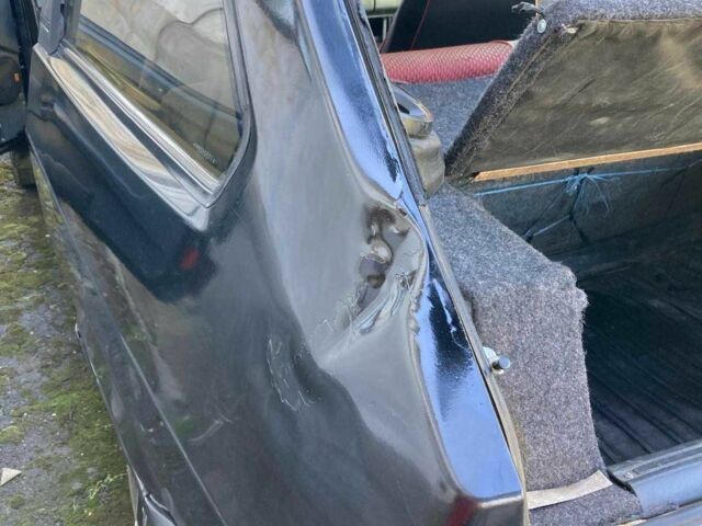 Черный ВАЗ 2108, объемом двигателя 1.5 л и пробегом 199 тыс. км за 679 $, фото 5 на Automoto.ua