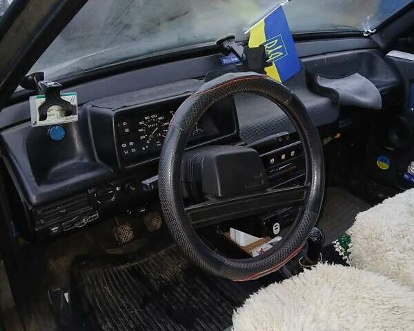 ВАЗ 2108 1992 в Чернигове на Automoto.ua Черный ВАЗ 2108, объемом двигателя 1.5 л и пробегом 100 тыс. км за 1100 $, фото 3 на Automoto.ua