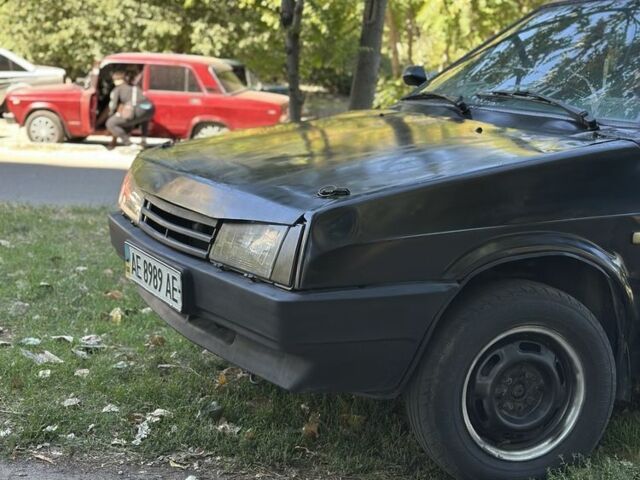 Черный ВАЗ 2108, объемом двигателя 1.5 л и пробегом 1 тыс. км за 558 $, фото 2 на Automoto.ua