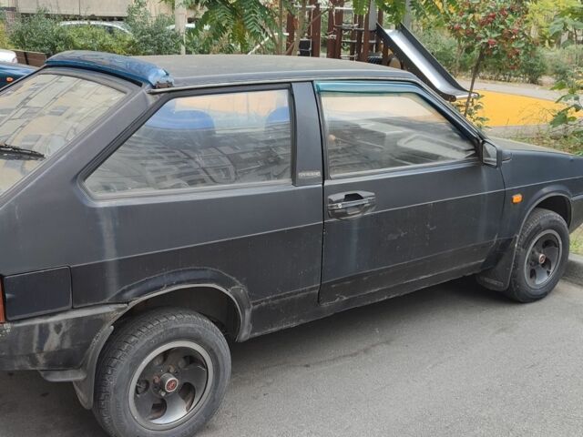 Черный ВАЗ 2108, объемом двигателя 0 л и пробегом 300 тыс. км за 500 $, фото 3 на Automoto.ua