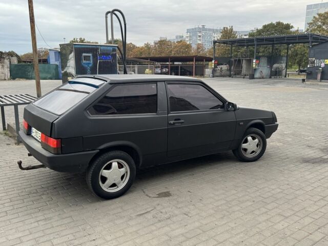 Черный ВАЗ 2108, объемом двигателя 1.5 л и пробегом 270 тыс. км за 1200 $, фото 2 на Automoto.ua