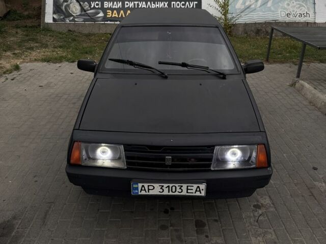 Черный ВАЗ 2108, объемом двигателя 1.5 л и пробегом 270 тыс. км за 1200 $, фото 4 на Automoto.ua