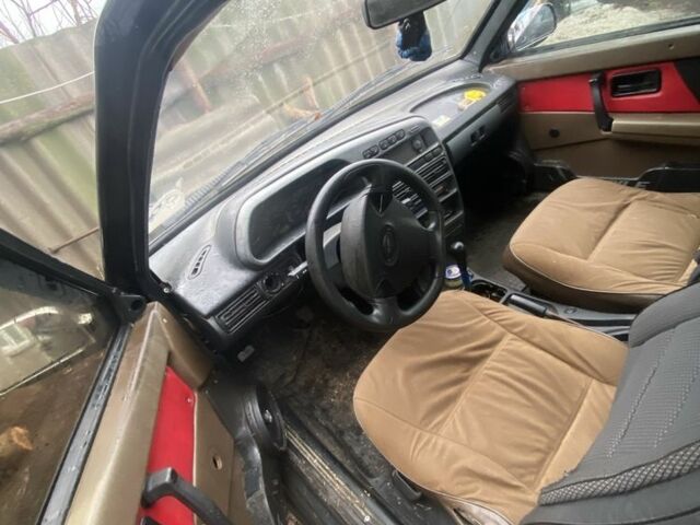 Черный ВАЗ 2108, объемом двигателя 1.5 л и пробегом 100 тыс. км за 591 $, фото 3 на Automoto.ua