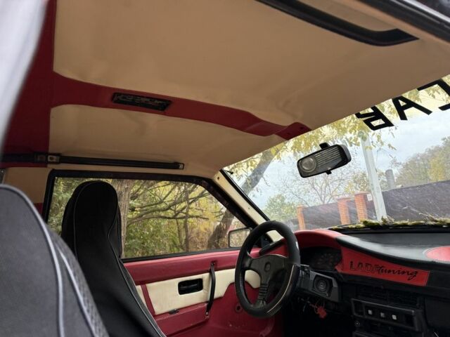 Чорний ВАЗ 2108, об'ємом двигуна 1.5 л та пробігом 100 тис. км за 500 $, фото 6 на Automoto.ua