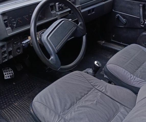 Черный ВАЗ 2108, объемом двигателя 0 л и пробегом 100 тыс. км за 400 $, фото 4 на Automoto.ua