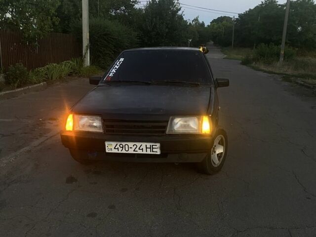 Черный ВАЗ 2108, объемом двигателя 1.6 л и пробегом 80 тыс. км за 750 $, фото 1 на Automoto.ua