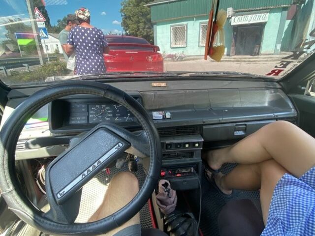 Черный ВАЗ 2108, объемом двигателя 1.6 л и пробегом 80 тыс. км за 750 $, фото 5 на Automoto.ua