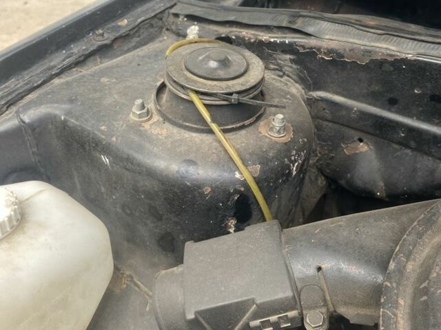 Черный ВАЗ 2108, объемом двигателя 1.6 л и пробегом 80 тыс. км за 750 $, фото 4 на Automoto.ua