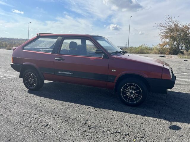 ВАЗ 2108 1990 в Кривом Роге на Automoto.ua Черный ВАЗ 2108, объемом двигателя 1.5 л и пробегом 140 тыс. км за 950 $, фото 1 на Automoto.ua