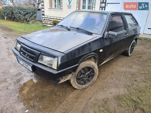 Черный ВАЗ 2108, объемом двигателя 1.5 л и пробегом 230 тыс. км за 1400 $, фото 3 на Automoto.ua