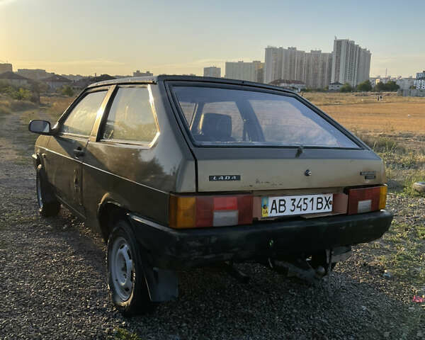 Коричневый ВАЗ 2108, объемом двигателя 1.5 л и пробегом 95 тыс. км за 800 $, фото 4 на Automoto.ua