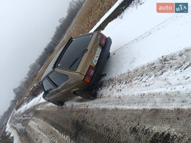 Коричневый ВАЗ 2108, объемом двигателя 1.5 л и пробегом 111 тыс. км за 1500 $, фото 3 на Automoto.ua