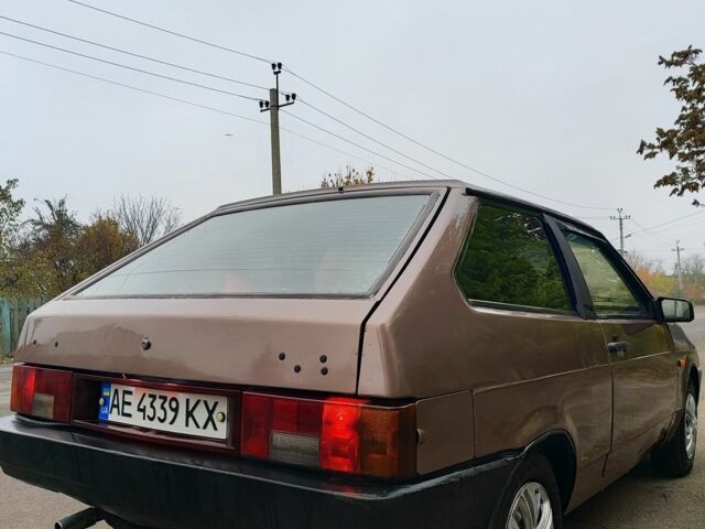 Коричневый ВАЗ 2108, объемом двигателя 1.5 л и пробегом 130 тыс. км за 1300 $, фото 4 на Automoto.ua