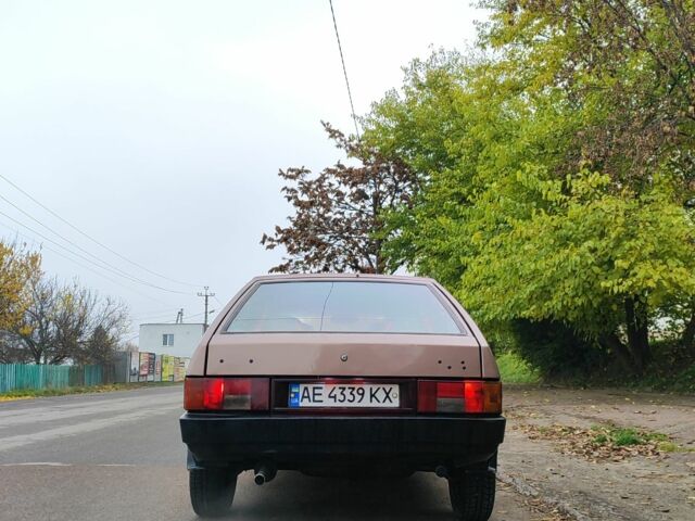 Коричневый ВАЗ 2108, объемом двигателя 1.5 л и пробегом 130 тыс. км за 1300 $, фото 3 на Automoto.ua