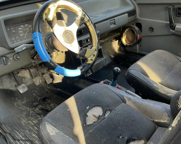 Червоний ВАЗ 2108, об'ємом двигуна 1.3 л та пробігом 230 тис. км за 188 $, фото 3 на Automoto.ua