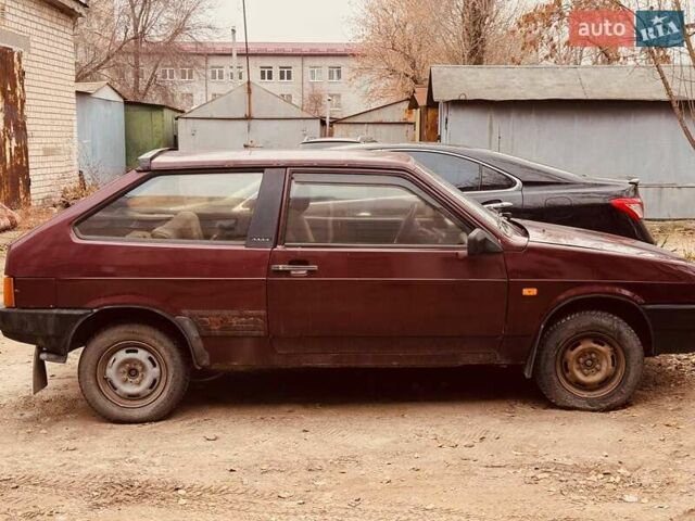 Красный ВАЗ 2108, объемом двигателя 1.3 л и пробегом 300 тыс. км за 900 $, фото 2 на Automoto.ua