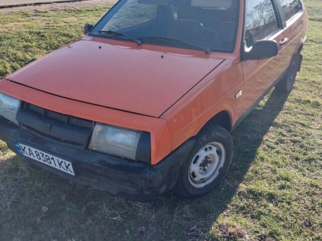 Красный ВАЗ 2108, объемом двигателя 1.5 л и пробегом 60 тыс. км за 719 $, фото 4 на Automoto.ua