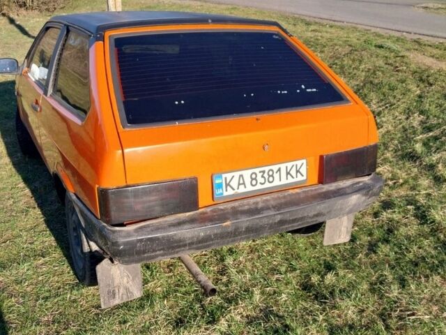 Красный ВАЗ 2108, объемом двигателя 1.5 л и пробегом 60 тыс. км за 719 $, фото 2 на Automoto.ua