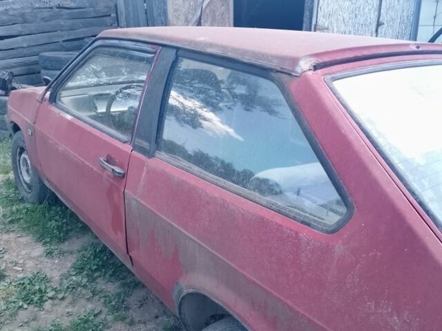 Красный ВАЗ 2108, объемом двигателя 1 л и пробегом 2 тыс. км за 253 $, фото 1 на Automoto.ua
