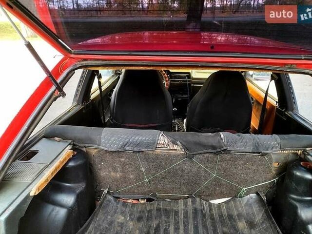 ВАЗ 2108 1986 в Никополе на Automoto.ua Красный ВАЗ 2108, объемом двигателя 1.3 л и пробегом 230 тыс. км за 1200 $, фото 3 на Automoto.ua