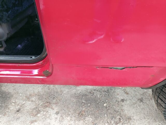 Красный ВАЗ 2108, объемом двигателя 1.3 л и пробегом 100 тыс. км за 913 $, фото 6 на Automoto.ua