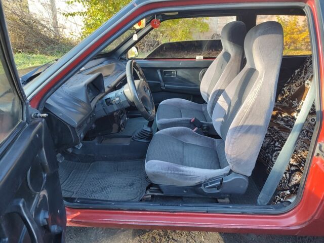 Красный ВАЗ 2108, объемом двигателя 1.3 л и пробегом 80 тыс. км за 650 $, фото 2 на Automoto.ua