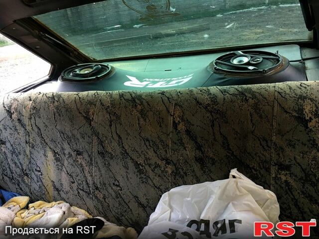 Красный ВАЗ 2108, объемом двигателя 1.5 л и пробегом 410 тыс. км за 960 $, фото 9 на Automoto.ua