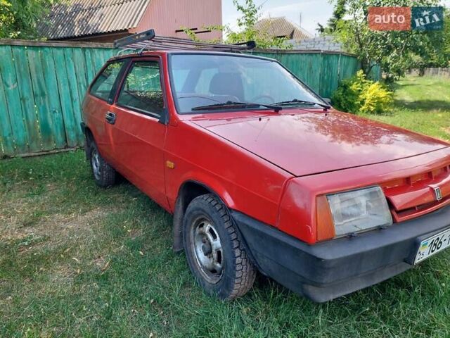 Красный ВАЗ 2108, объемом двигателя 1.3 л и пробегом 164 тыс. км за 1299 $, фото 1 на Automoto.ua
