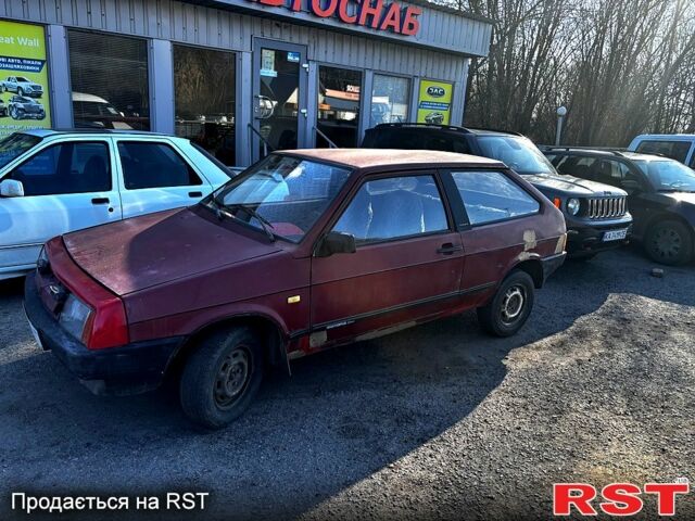 Красный ВАЗ 2108, объемом двигателя 1.3 л и пробегом 222 тыс. км за 750 $, фото 2 на Automoto.ua