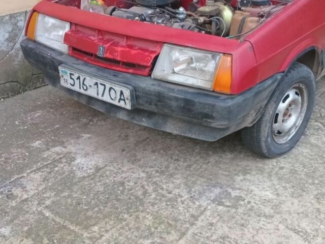 ВАЗ 2108 1986 в Рени на Automoto.ua Красный ВАЗ 2108, объемом двигателя 1 л и пробегом 1000 тыс. км за 444 $, фото 3 на Automoto.ua