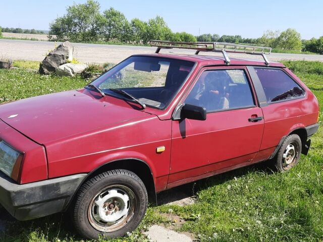 Красный ВАЗ 2108, объемом двигателя 0 л и пробегом 250 тыс. км за 400 $, фото 3 на Automoto.ua