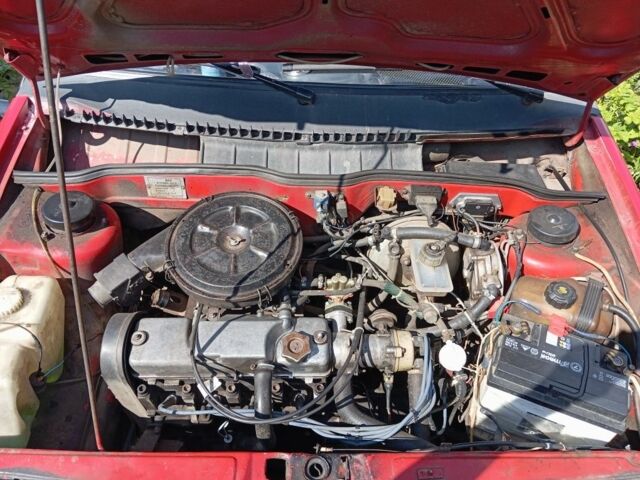 Красный ВАЗ 2108, объемом двигателя 1.3 л и пробегом 300 тыс. км за 1100 $, фото 6 на Automoto.ua