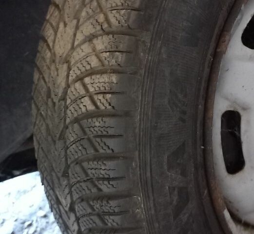 Красный ВАЗ 2108, объемом двигателя 0 л и пробегом 300 тыс. км за 600 $, фото 7 на Automoto.ua