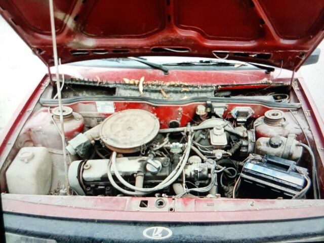 Красный ВАЗ 2108, объемом двигателя 1.3 л и пробегом 150 тыс. км за 750 $, фото 5 на Automoto.ua