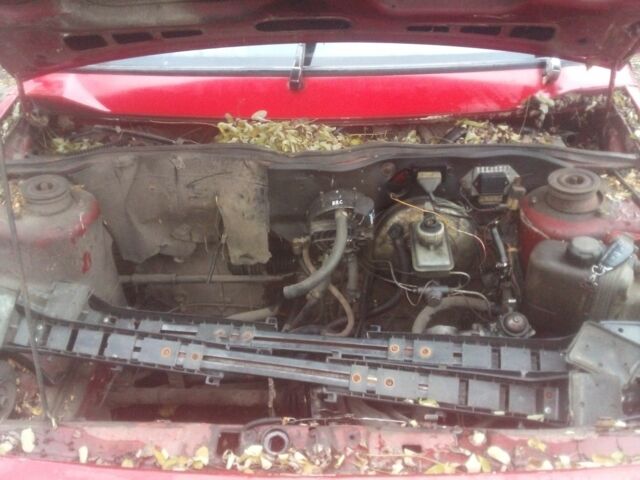 Красный ВАЗ 2108, объемом двигателя 1 л и пробегом 1000 тыс. км за 358 $, фото 5 на Automoto.ua