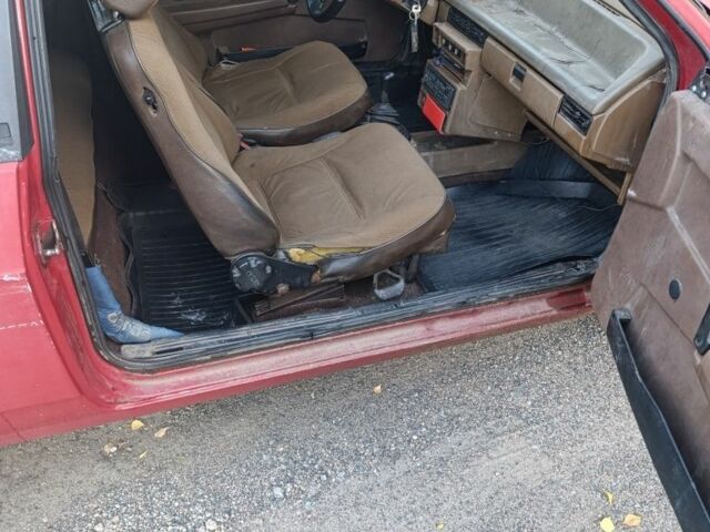 Красный ВАЗ 2108, объемом двигателя 1.3 л и пробегом 220 тыс. км за 599 $, фото 5 на Automoto.ua