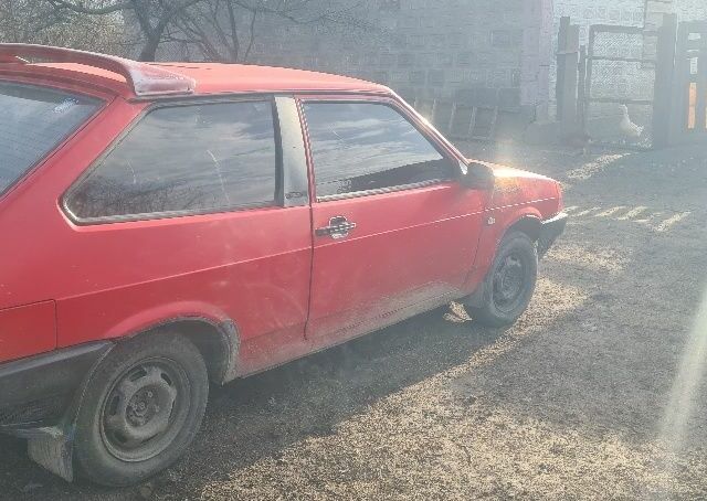 Красный ВАЗ 2108, объемом двигателя 1.3 л и пробегом 76 тыс. км за 689 $, фото 1 на Automoto.ua