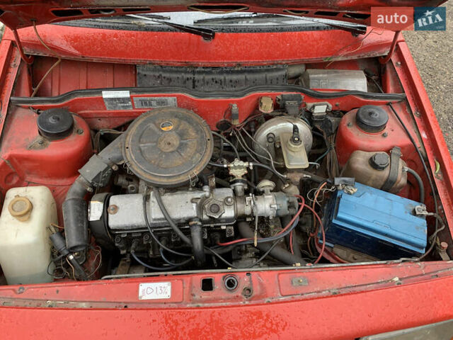 Красный ВАЗ 2108, объемом двигателя 1.3 л и пробегом 300 тыс. км за 599 $, фото 9 на Automoto.ua