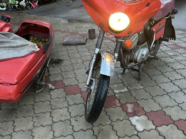 Красный ВАЗ 2108, объемом двигателя 1.3 л и пробегом 68 тыс. км за 214 $, фото 1 на Automoto.ua