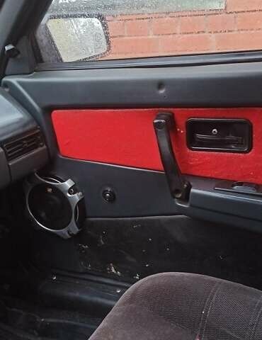 ВАЗ 2108 1987 у Харкові на Automoto.ua Червоний ВАЗ 2108, об'ємом двигуна 1.5 л та пробігом 100 тис. км за 800 $, фото 2 на Automoto.ua