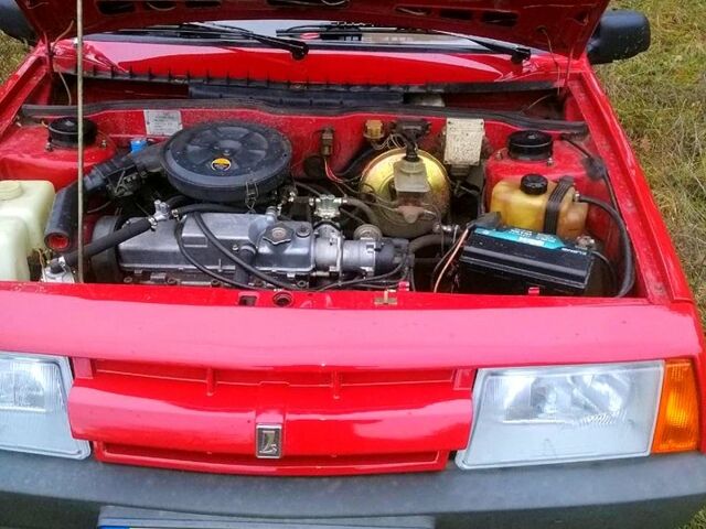 Красный ВАЗ 2108, объемом двигателя 1.3 л и пробегом 0 тыс. км за 3000 $, фото 3 на Automoto.ua