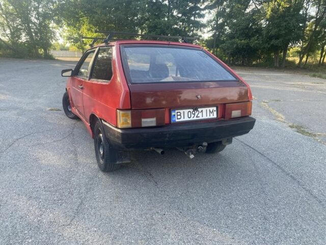 ВАЗ 2108 1987 в Лубнах на Automoto.ua Красный ВАЗ 2108, объемом двигателя 1.3 л и пробегом 1000 тыс. км за 1250 $, фото 4 на Automoto.ua