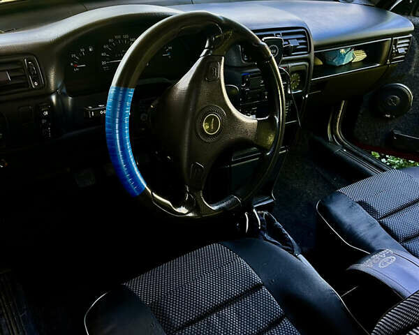 Красный ВАЗ 2108, объемом двигателя 1.3 л и пробегом 213 тыс. км за 1250 $, фото 6 на Automoto.ua